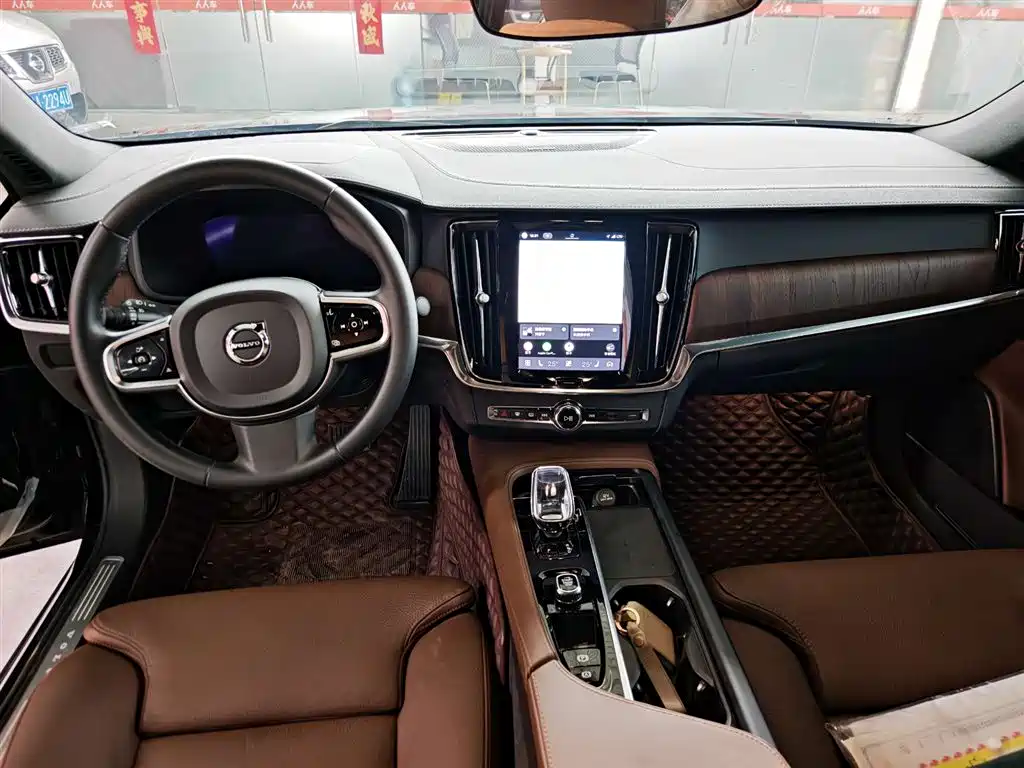 Volvo S90 2023 B5 Inscription