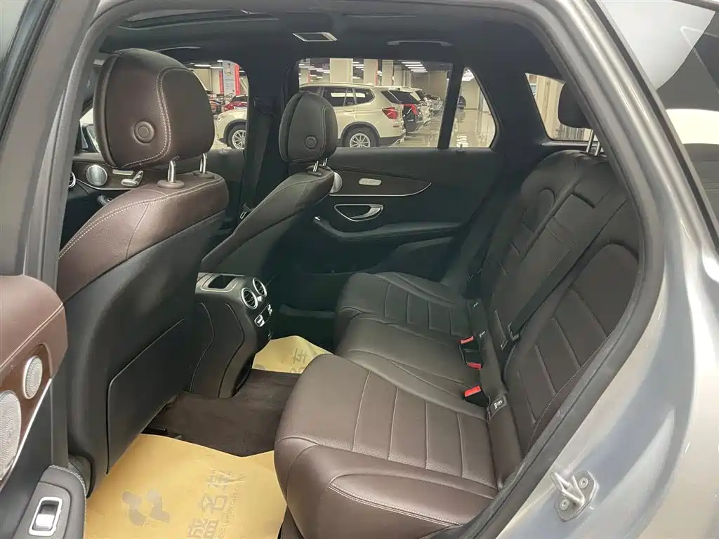 Mercedes-Benz GLC 300 L 4MATIC