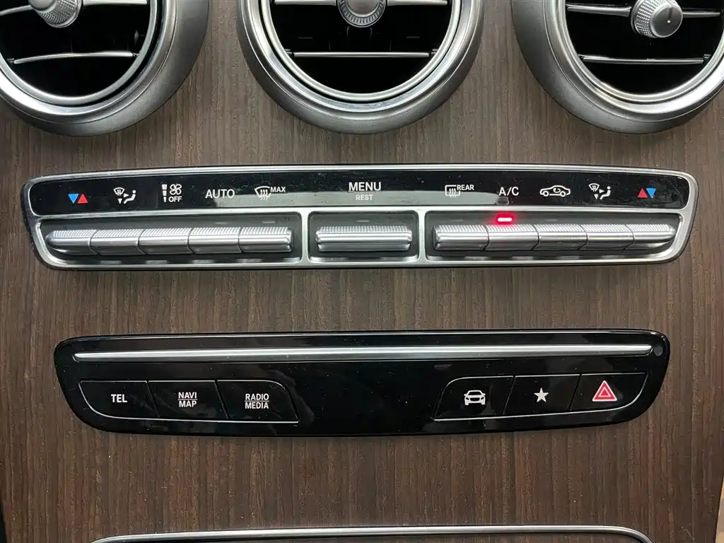 Mercedes-Benz GLC 300 L 4MATIC