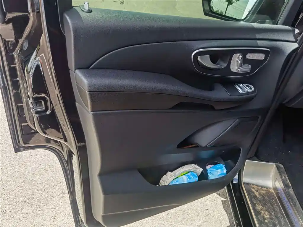 Mercedes-Benz V-Class 2020 V 260 Navigator Edition