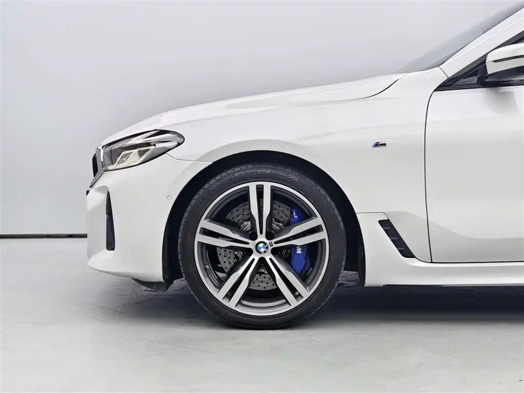 BMW 6 Series GT 2021 630i M Sport Package - фото 6