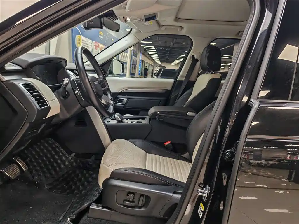 Land Rover Discovery 2021 360PS R-Dynamic S
