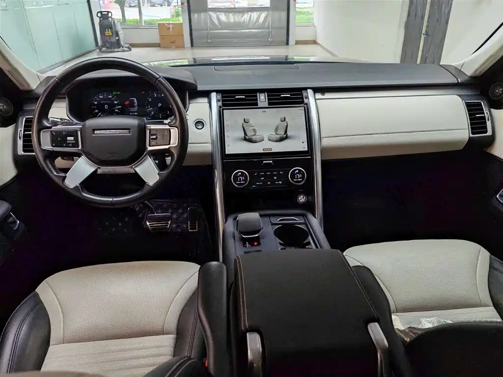 Land Rover Discovery 2021 360PS R-Dynamic S