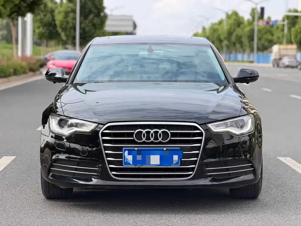 Audi A6L 2012 30 FSI Comfort