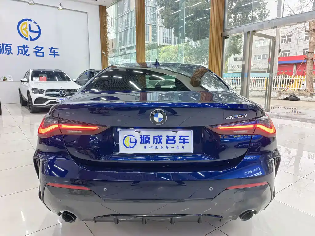 BMW 4 Series 2022 425i M Sport Night Edition - фото 6