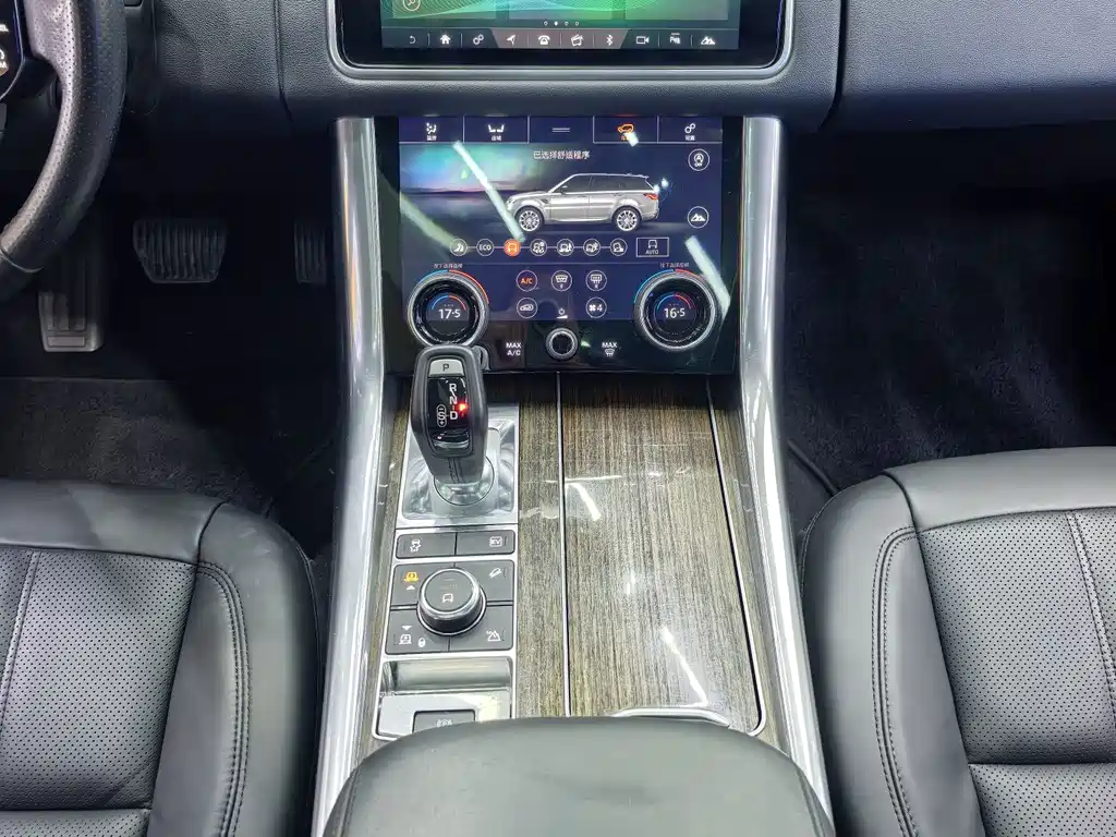 Range Rover Sport P400e 2018