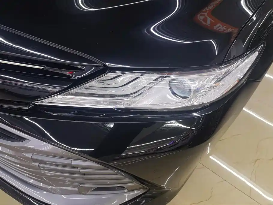 Camry 2018 2.5G Luxury Edition