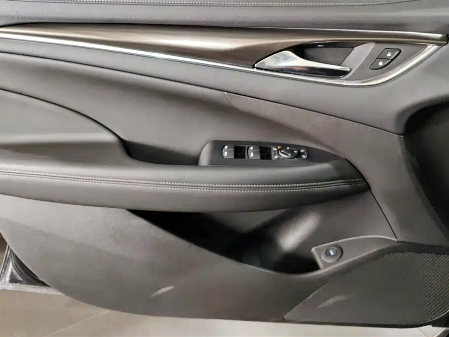 Buick LaCrosse 2022 652T Luxury