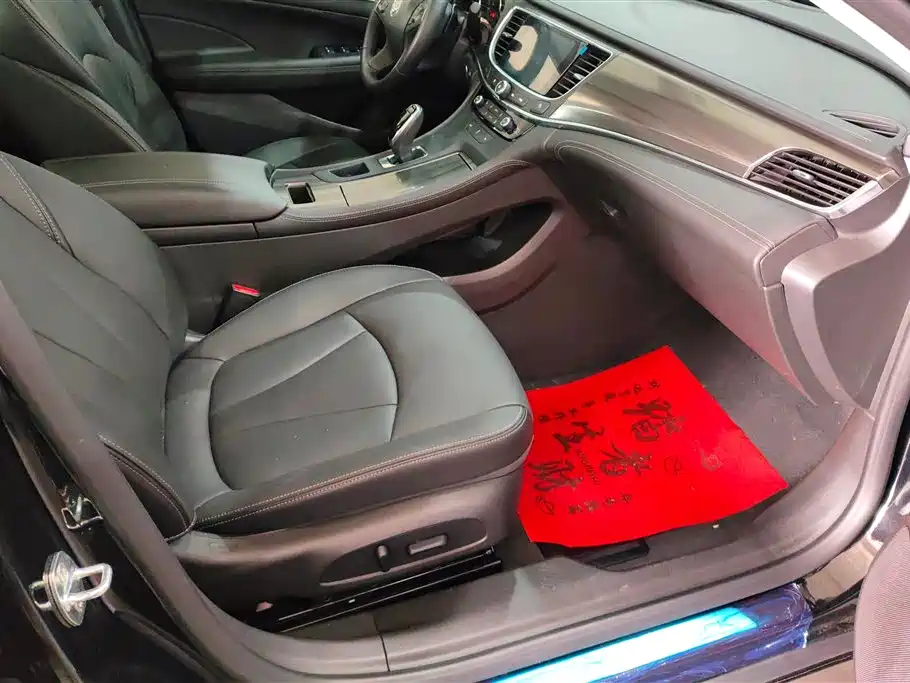 Buick LaCrosse 2022 652T Luxury