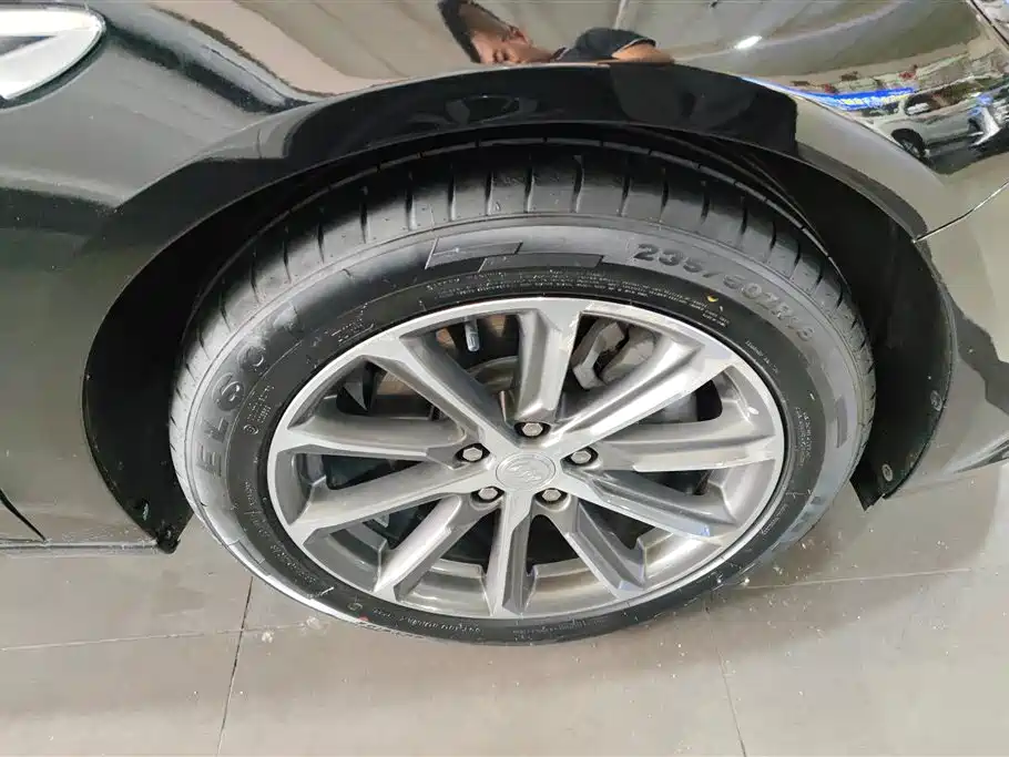 Buick LaCrosse 2022 652T Luxury