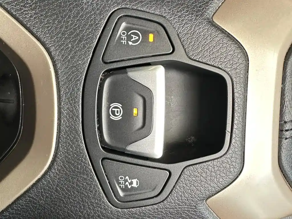Jeep Renegade 2018 Connected Screen Edition 180T Automatic High Energy Edition