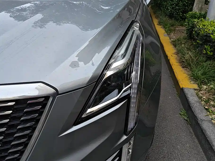 Cadillac XT5 2022 2.0T FWD Luxury