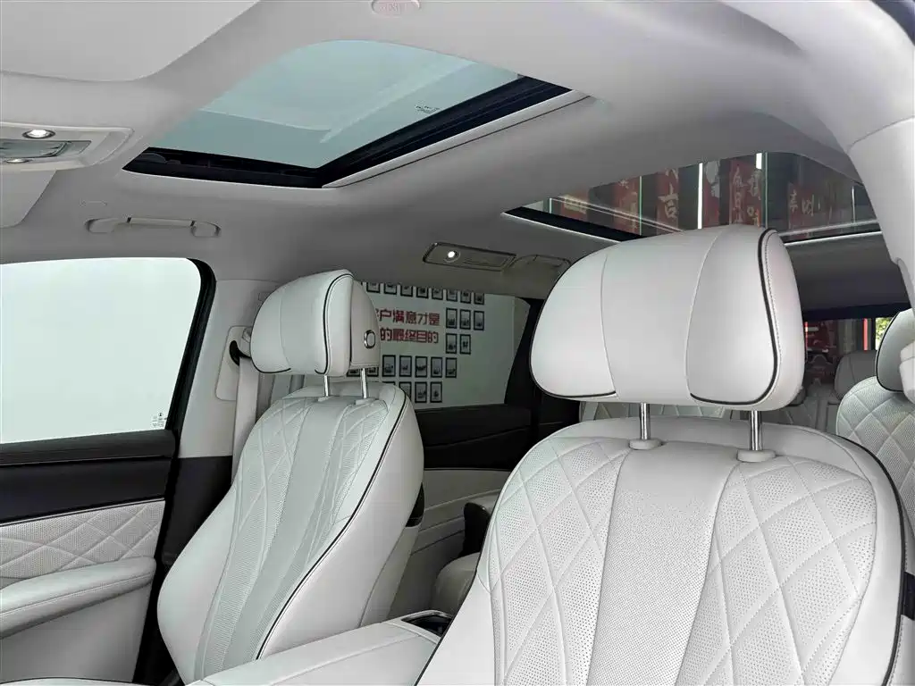 Denza D9 2024 DM-i 980 AWD Zunjong Edition