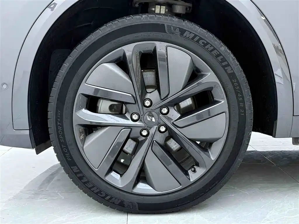 Li Auto L9 2024 Ultra