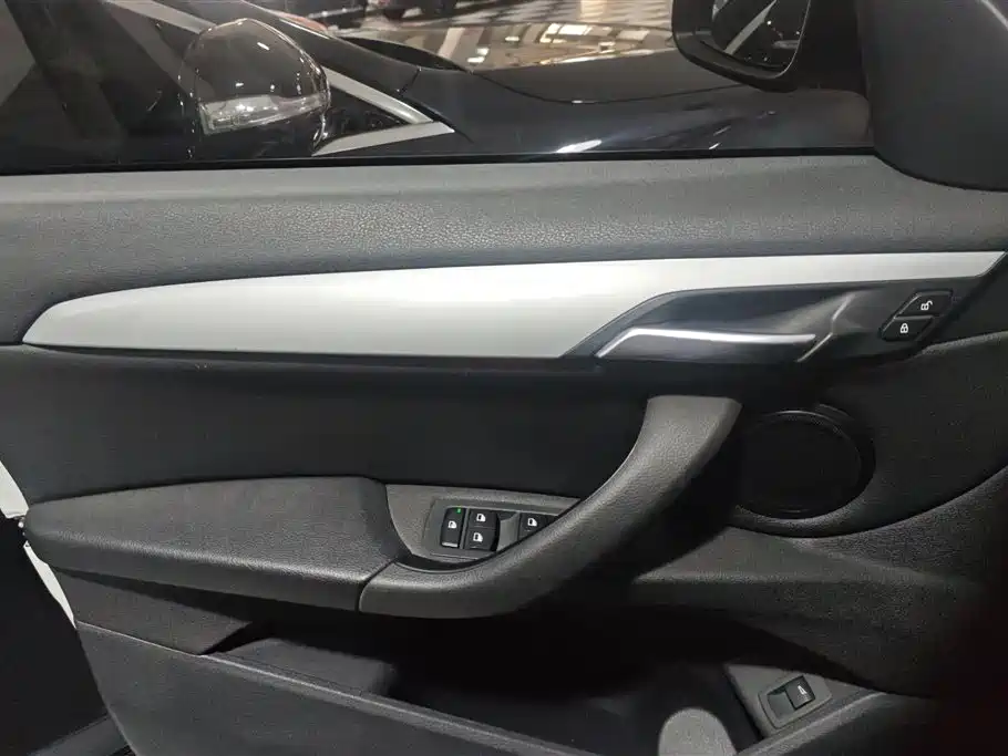 BMW X1 2019 sDrive18Li Fashion Edition