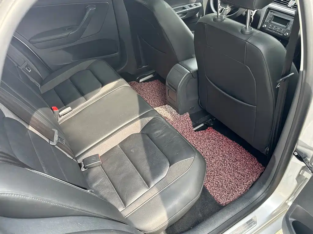 Volkswagen Bora 2014 1.6L Manual Comfort