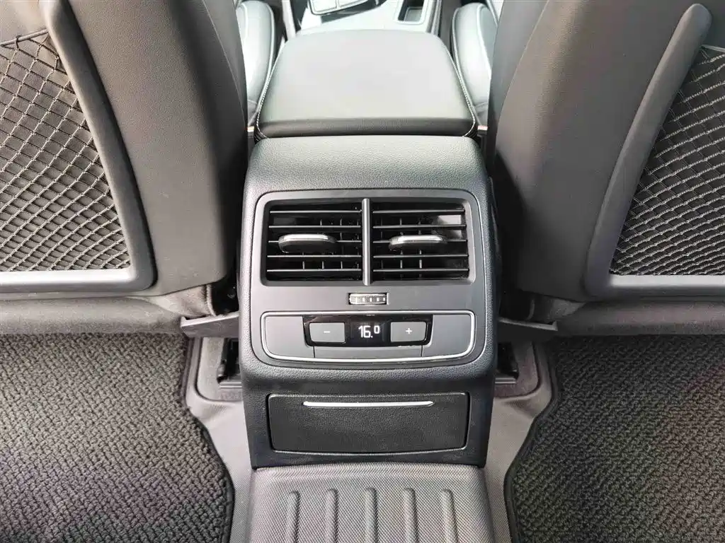 Audi A4L 2024 40 TFSI Luxury Dynamic Edition - фото 25