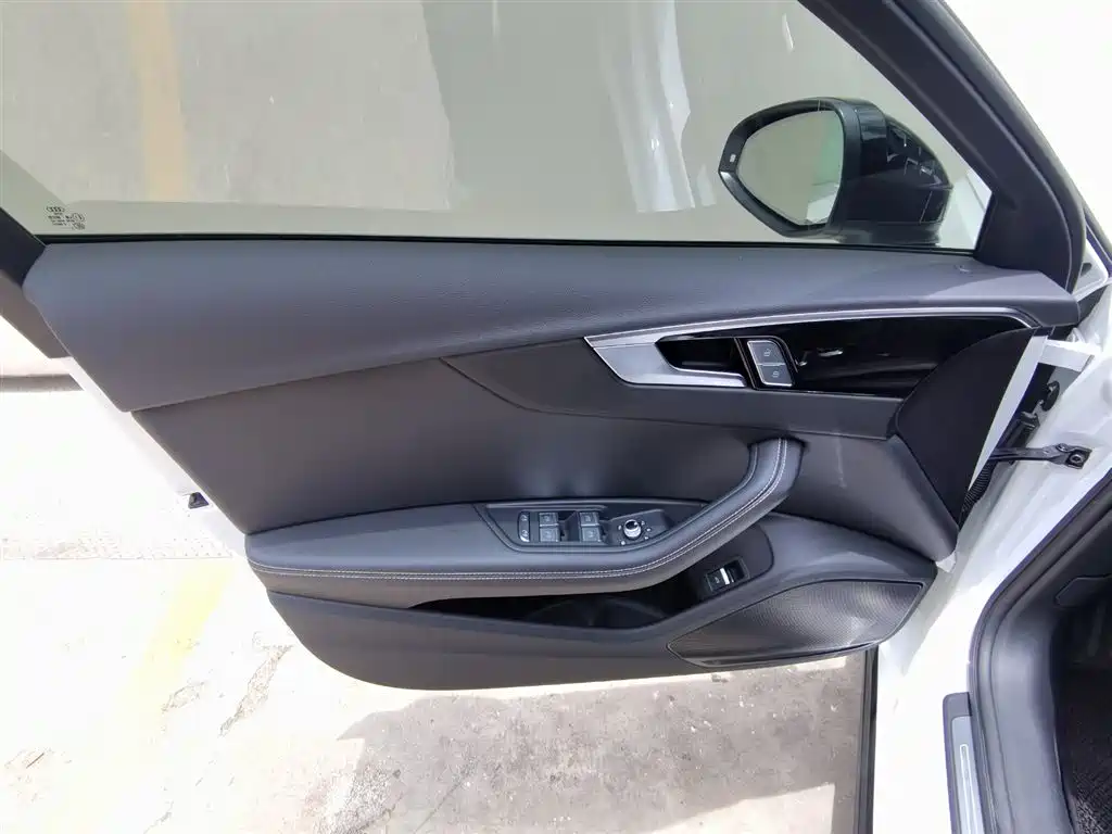 Audi A4L 2024 40 TFSI Luxury Dynamic Edition - фото 12