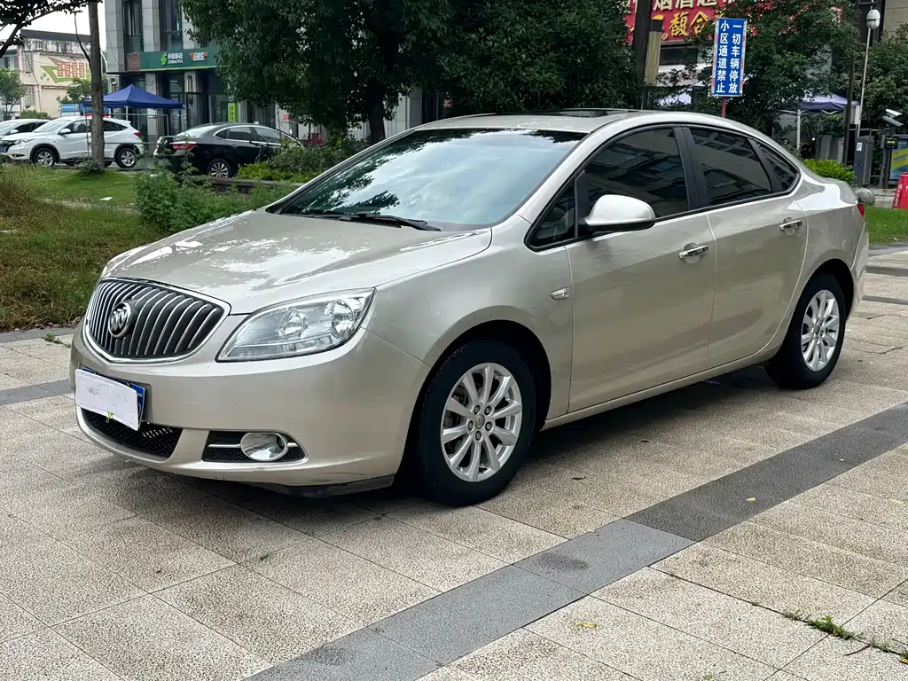 Buick Excelle GT 2013 1.6L Manual Entry Edition