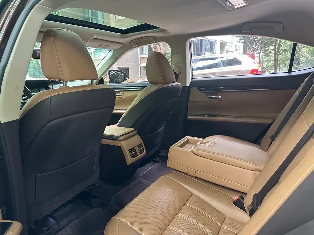 Lexus ES 2015 200 Elite Edition