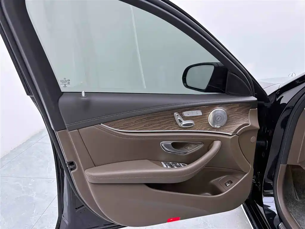 Mercedes-Benz E-Class 2022 Facelift E 300 L Luxury