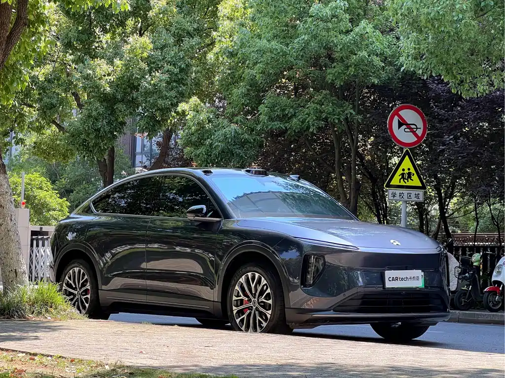 NIO EC6 2024 75kWh
