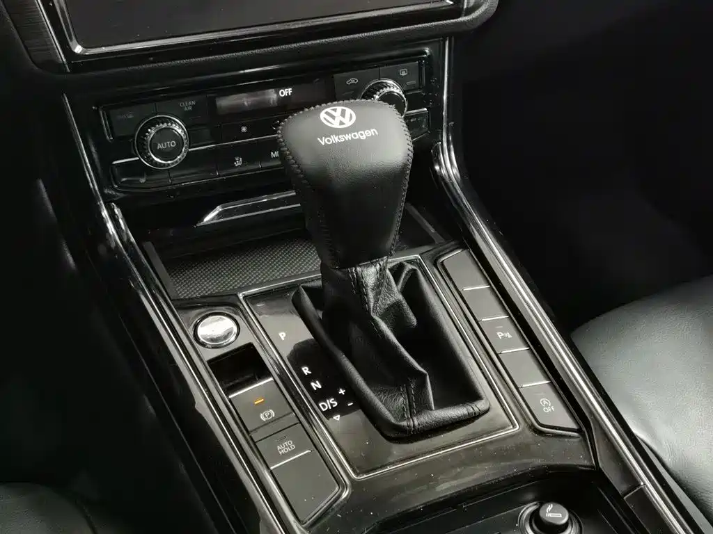 Volkswagen Phideon 2018 Facelift 380TSI FWD Business Edition