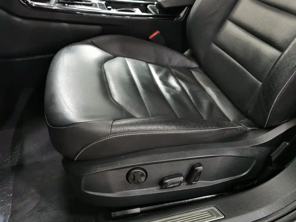 Volkswagen Phideon 2018 Facelift 380TSI FWD Business Edition