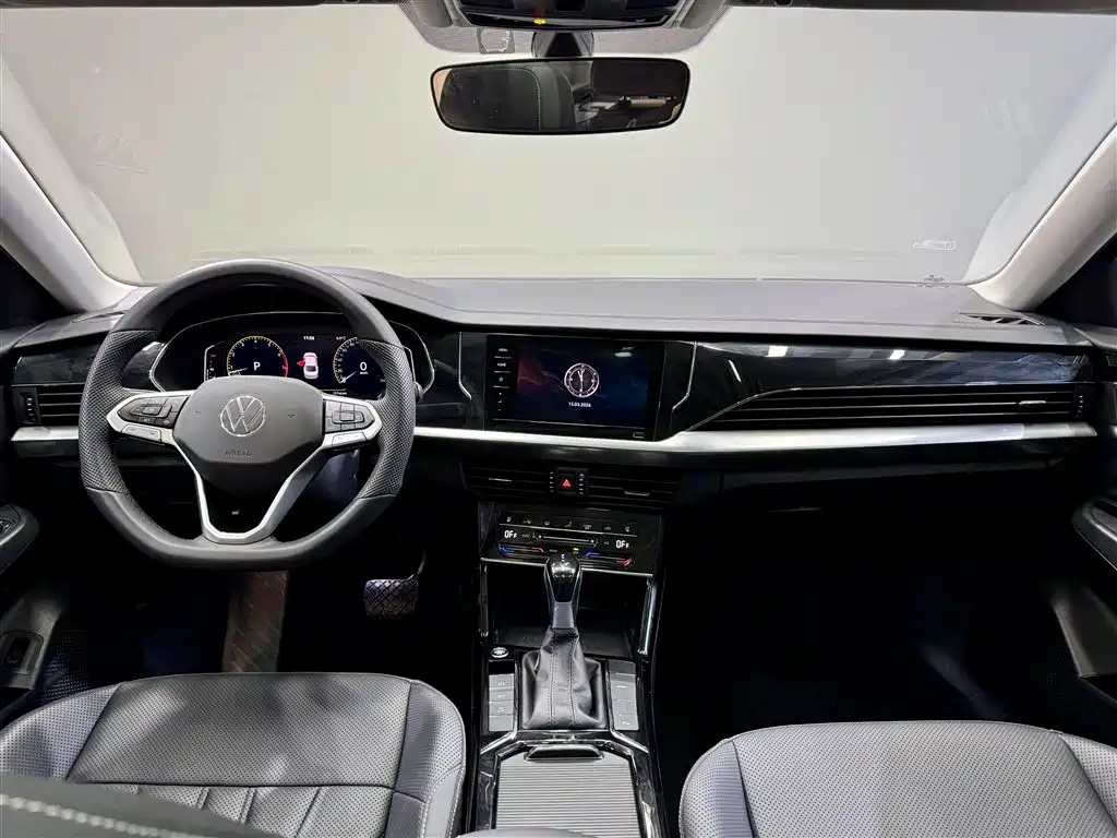 Passat 2025 Outstanding Edition 380TSI Longteng Edition