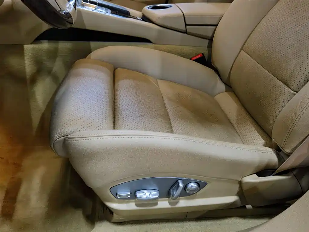 Porsche Panamera 2014 Panamera 4 3.0T