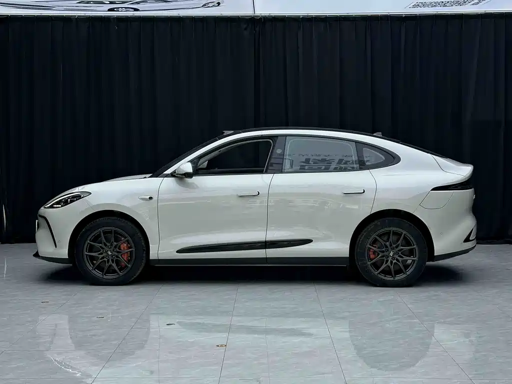 IM LS6 2023 Max Standard Edition