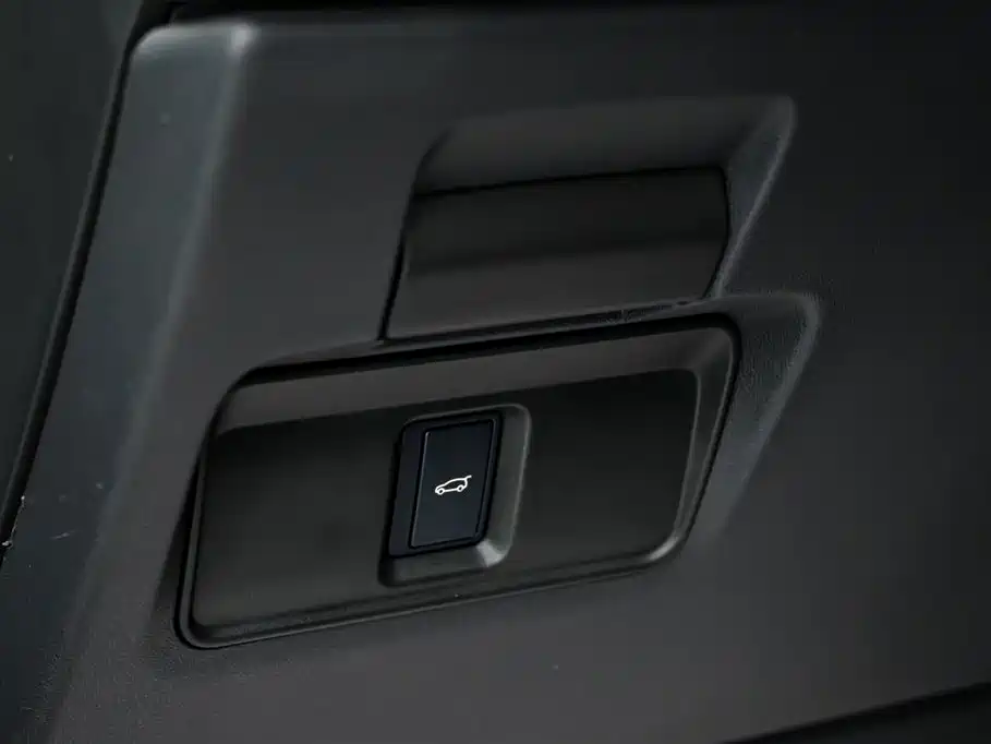 2024 Range Rover Evoque L SE