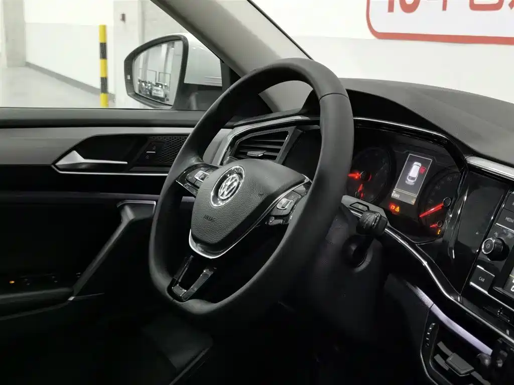 Tayron 2019 Expedition Edition 280TSI FWD Luxury China VI