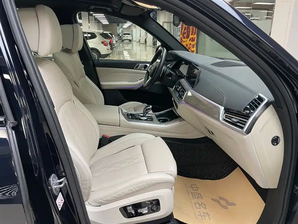 BMW X5 2019 xDrive40i M Sport Package