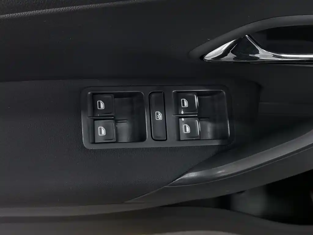Volkswagen Polo 2018 1.5L Manual Comfort Edition