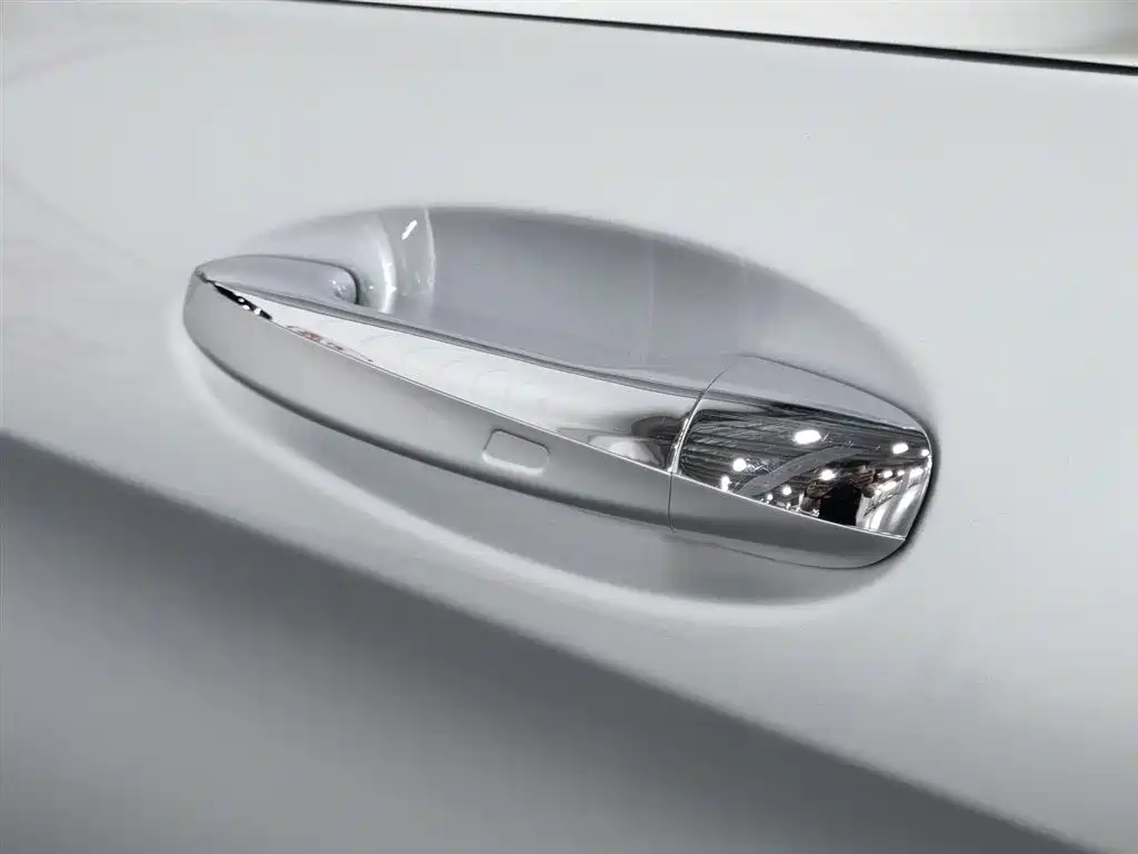 Mercedes-Benz C-Class 2016 C 200 L Sport
