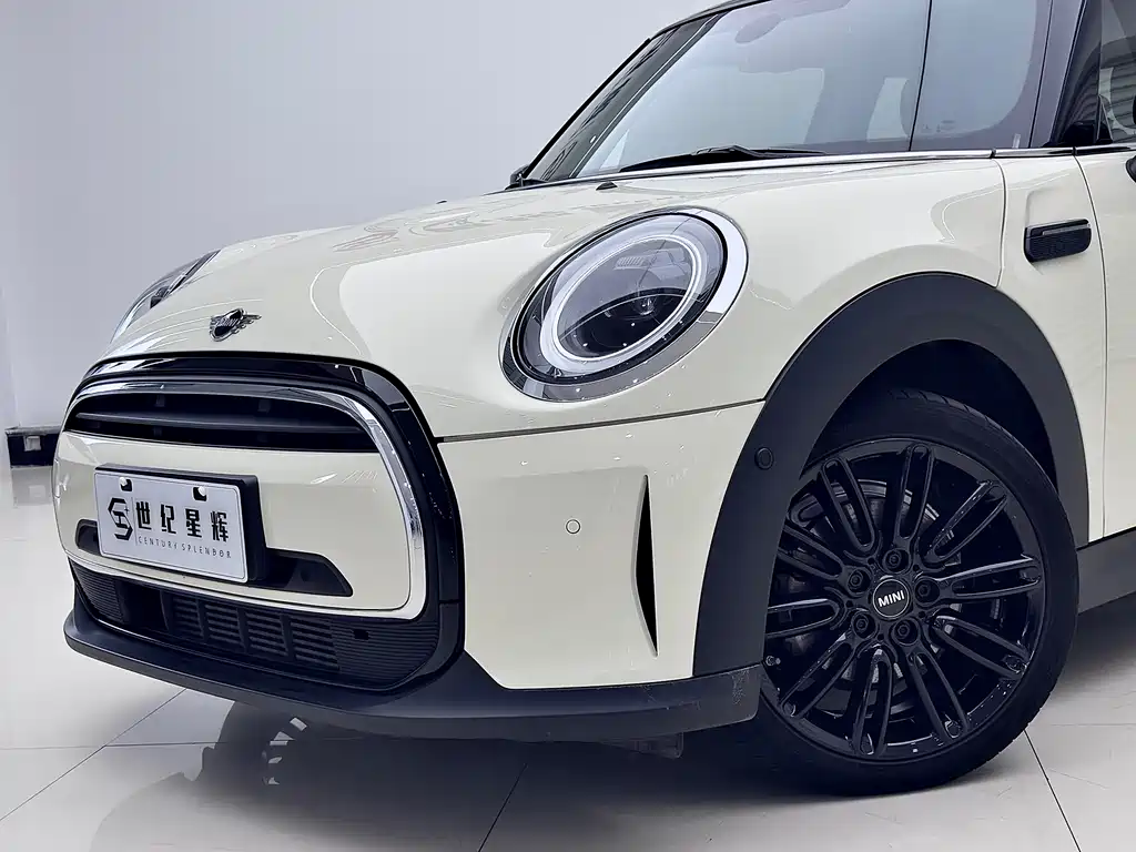 MINI 2022 1.5T COOPER Artist