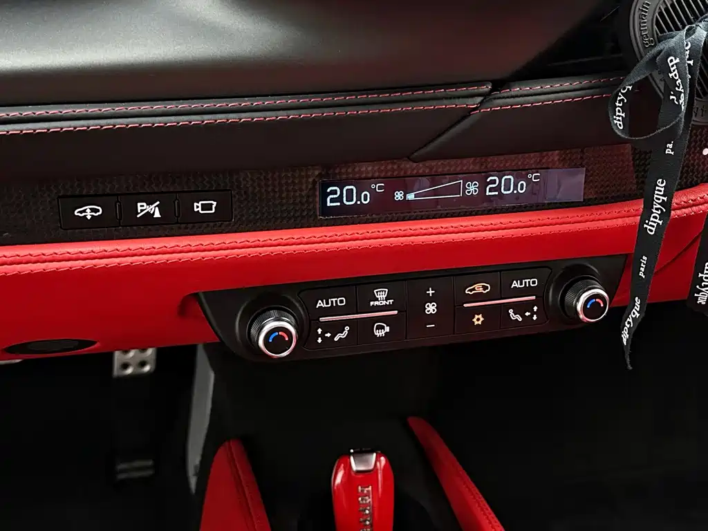 Ferrari F8 Tributo