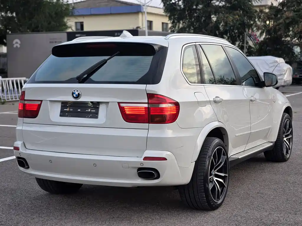 BMW X5 2009 xDrive48i Luxury