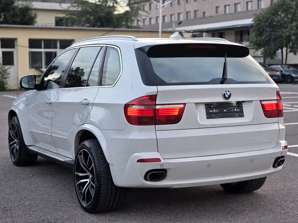 BMW X5 2009 xDrive48i Luxury