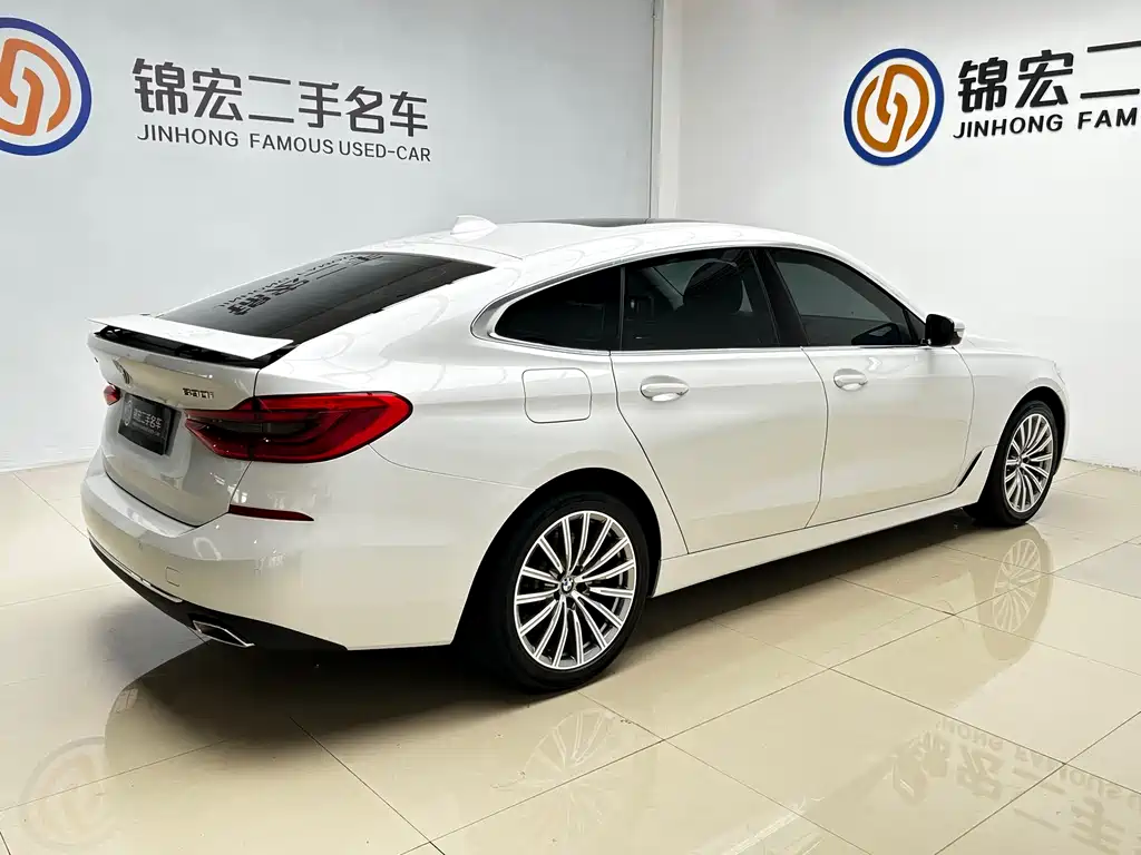BMW 6 Series GT 2019 630i Luxury Design Package