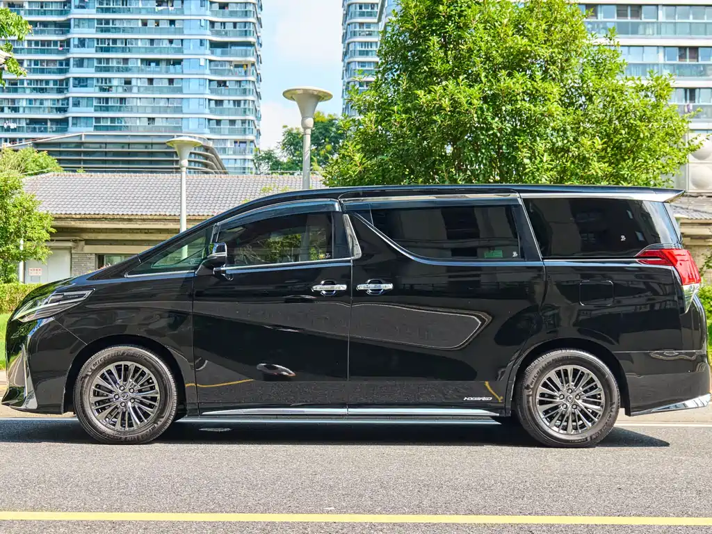 Toyota Vellfire 2021 Crown Hybrid 2.5L HV Premium Edition