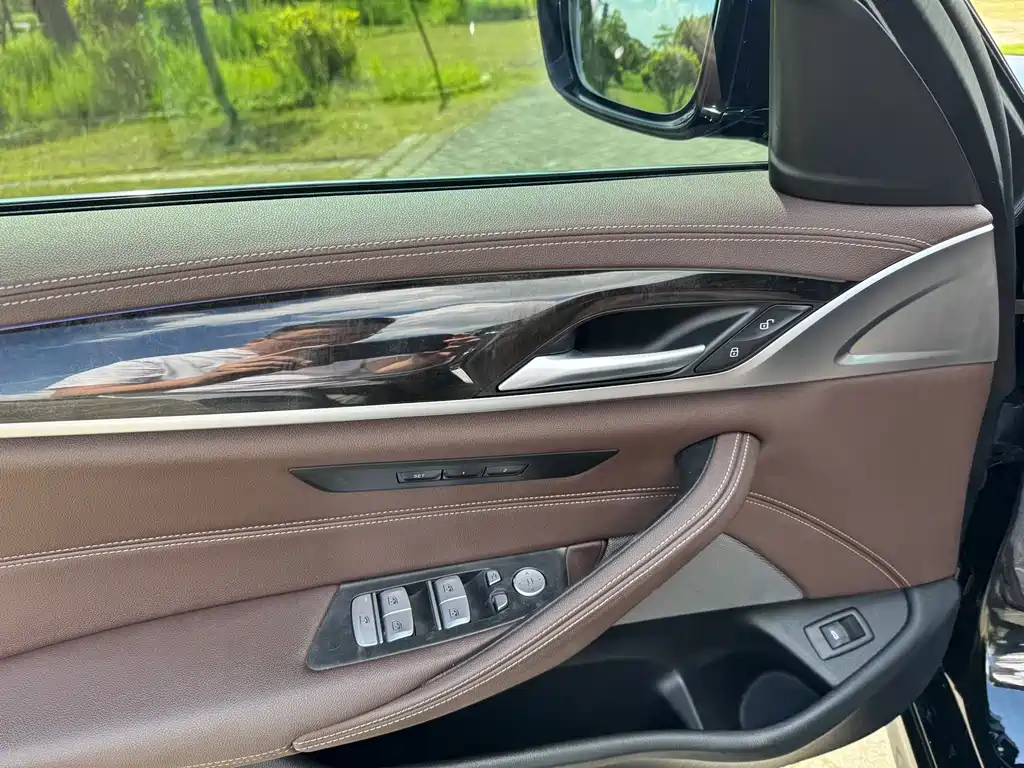 BMW 5 Series 2022 Facelift 525Li M Sport Package - фото 12