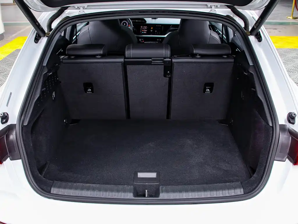 Audi A3 2022 Sportback 35 TFSI Fashion Sport