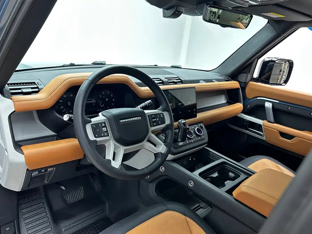 Land Rover Defender 2024 110 3.0T P400 X-Dynamic HSE