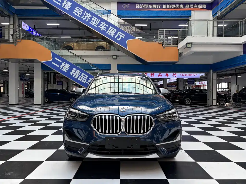 BMW X1 2021 xDrive25Li Exclusive Edition - фото 2