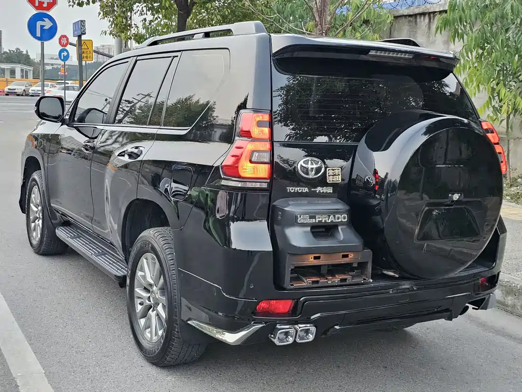 Toyota Prado 2019 3.5L Automatic TX-L Premium Rear-Mounted Spare Tire
