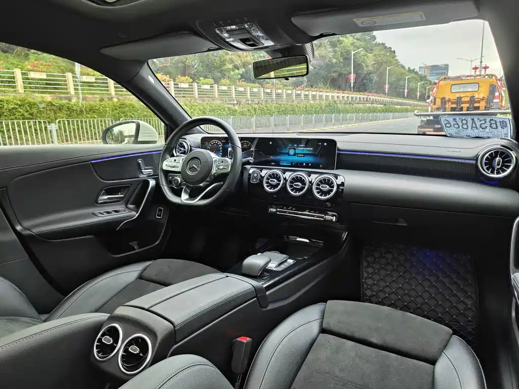 Mercedes-Benz A-Class 2020 Facelift A 200 L Sport Sedan Fashion Edition