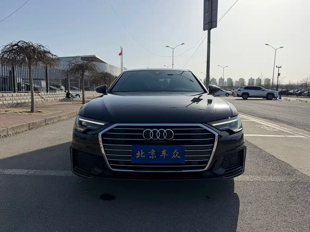 Audi A6L 2022 45 TFSI Zhenxuan Dynamic Edition