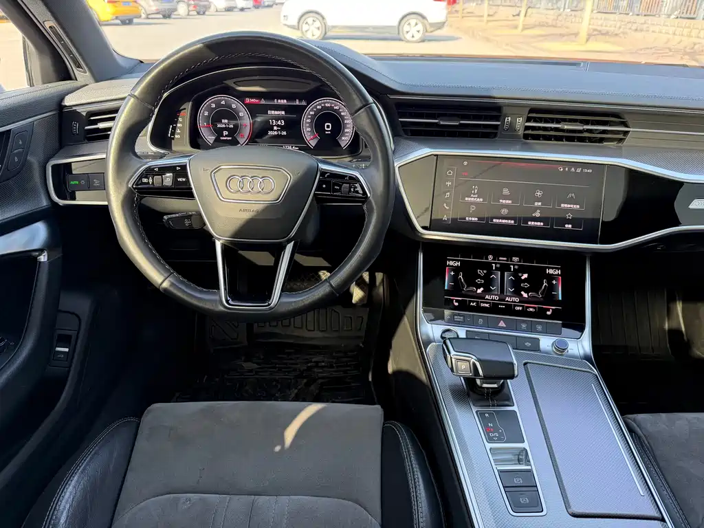 Audi A6L 2022 45 TFSI Zhenxuan Dynamic Edition